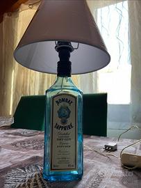 Lampada con bottiglia