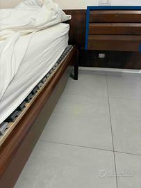 letto matrimoniale e cassettiera
