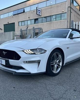 Ford Mustang Convertible 5.0 ti-vct V8 GT 450...