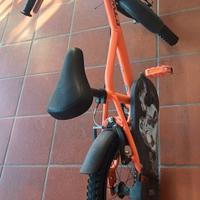 Bicicletta ruota 16. Decathlon 