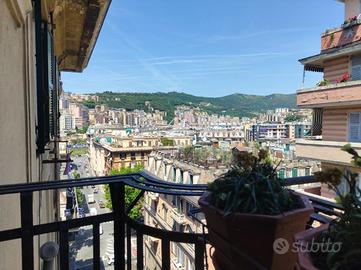 2 LOCALI A GENOVA