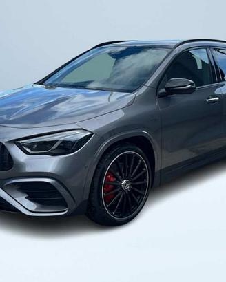 Mercedes-Benz GLA 35 AMG Premium Plus