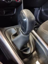 Leva cambio PEUGEOT 2008 1199cc benzina del 2014