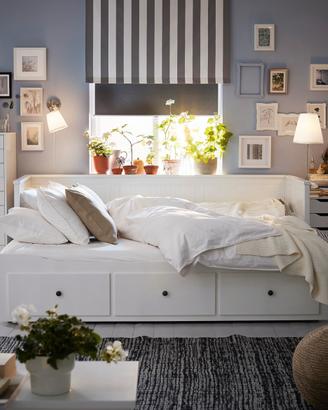 HEMNES Divano letto matrim ikea + scrivania sedia
