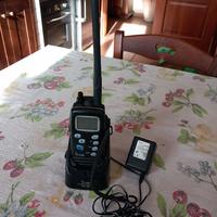 VHF marino ICOM IC-M1 EURO V completo di charger