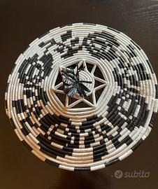 Cestino artigianale sardo in rafia