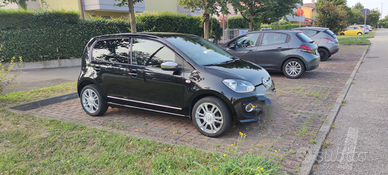 Volkswagen Eco Up a Metano