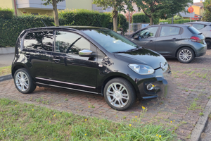 Volkswagen Eco Up a Metano