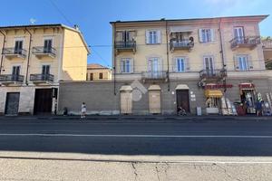 NEGOZIO A TORINO