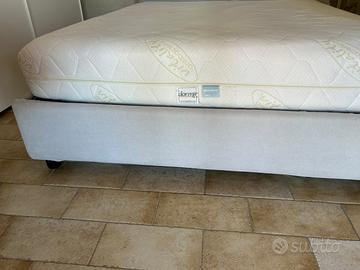 Letto matrimoniale contenitore