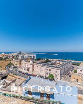 Appartamento di 200 m² con 5 locali a Gallipoli