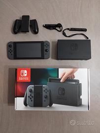 Nintendo switch Completa di accessori 