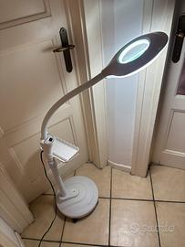Lampada estetista