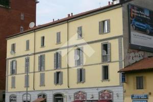 MONOLOCALE A MILANO