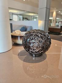 Lampada Kartell modello Planet mini a batteria