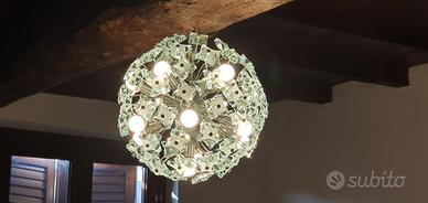 Lampadario sputnik anni 70 con fiori in vetro