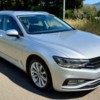 Volkswagen Passat Variant 2.0 TDI SCR EVO DSG Exec