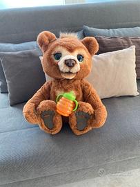 Hasbro FurReal - Cubby, il mio Orsetto Curioso