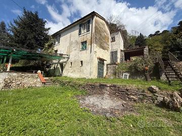 Villa di 210 m² con 4 locali a Massa