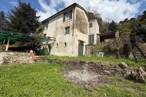 Villa di 210 m² con 4 locali a Massa