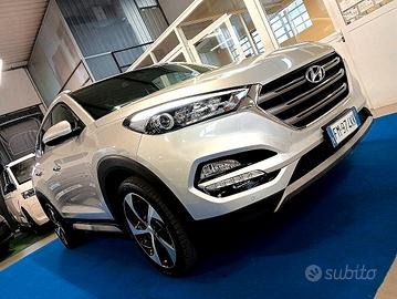 Hyundai TUCSON 1.7 CRDI XPOSSIBLE 19" CAMERA *CAM