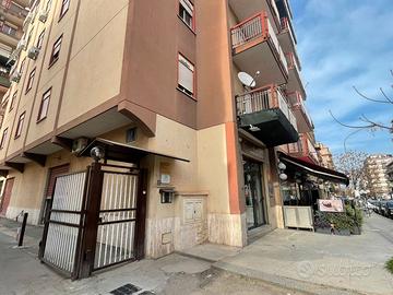 4 VANI LUMINOSO - ZONA CALATAFIMI