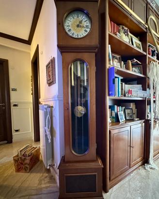 Orologio a Pendolo da terra