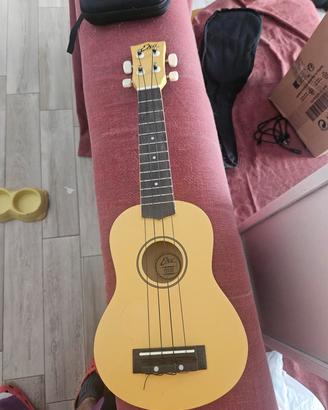 ukulele con custodia