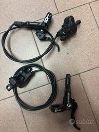 Coppia Freni Idraulici Shimano BR-MT500