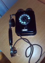 Antico telefono Siemens ZBSA19 a muro