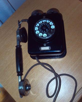 Antico telefono Siemens ZBSA19 a muro
