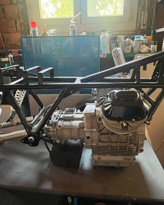 Moto Guzzi progetto special racing targato