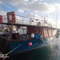 Barca con licenza di pesca