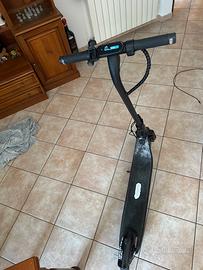 monopattino elettrico ninebot e2 plus