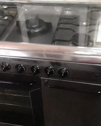 Cucina a gas indesit