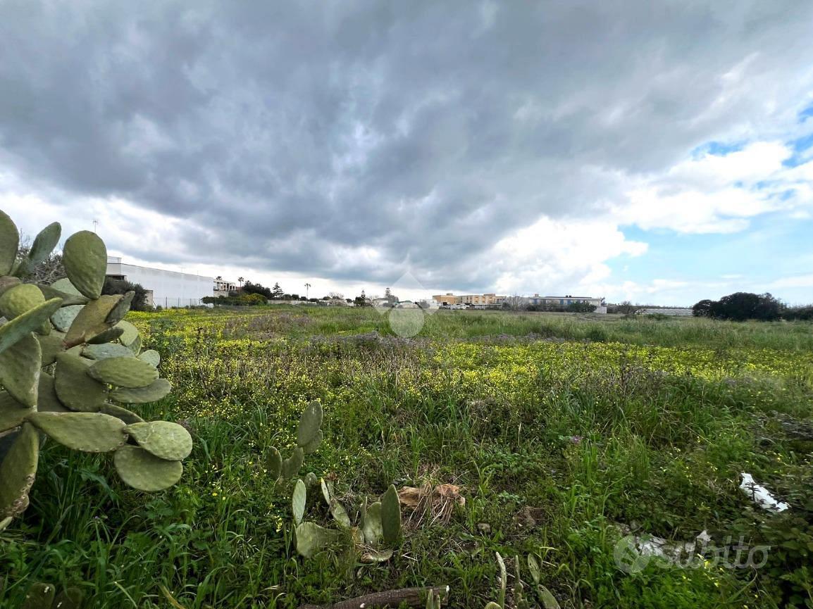 TER. RESIDENZIALE A MESAGNE - Vista 4