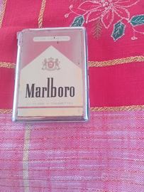 porta sigarette vintage con accendino 