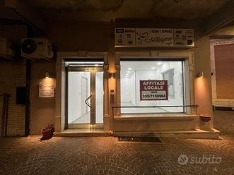 Locale commerciale negozio ufficio Grottaminarda
