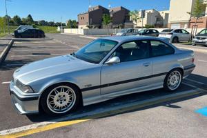 Serie 3 E36 Coupé 318is Allestimento M3
