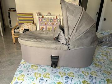 Navicella e passeggino Chicco One4ever