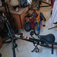 Quattro biciclette per varie età