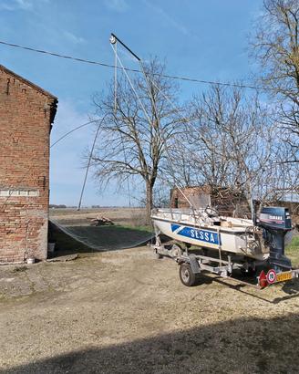 barca allestita pesca