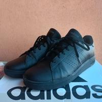 Scarpe Adidas nere da donna nr 40