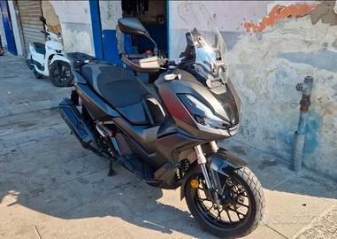 Honda ADV 350 2024