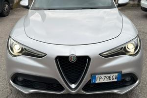 Alfa rome stelvio q4