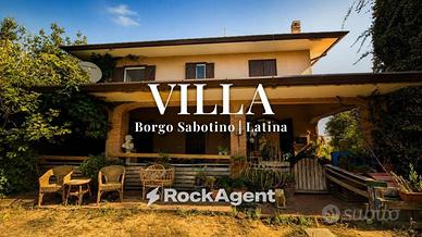 Villa di 260 m² con più di 5 locali e box auto a L
