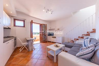 Appartamento con terrazzo abitabile, vista mare e