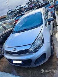 KIA RIO 1.2 BENZ.2013 PER RICAMBI