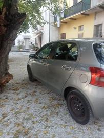 Toyota Yaris 1.0 sol 