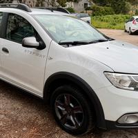 Dacia Sandero Stepway 1.5 dCi-2017 Navigatore